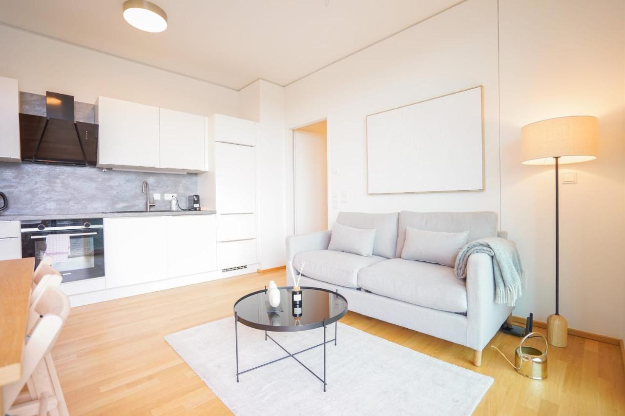Suite In High-Rise On The Danube Viena Exterior foto